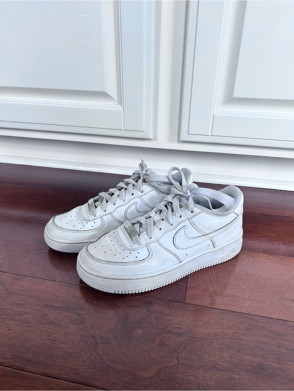 Nike Air Force 1 youth size 6.5 boys AF1